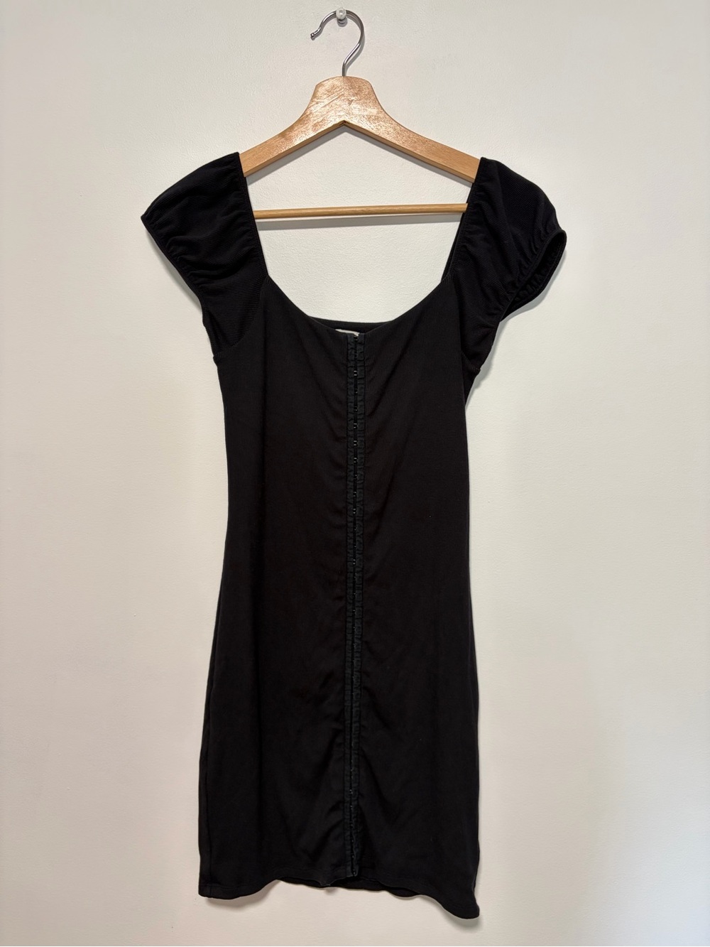 Aritzia Wilfred Free Fortune Stretch Mini Dress Women’s Size Medium
